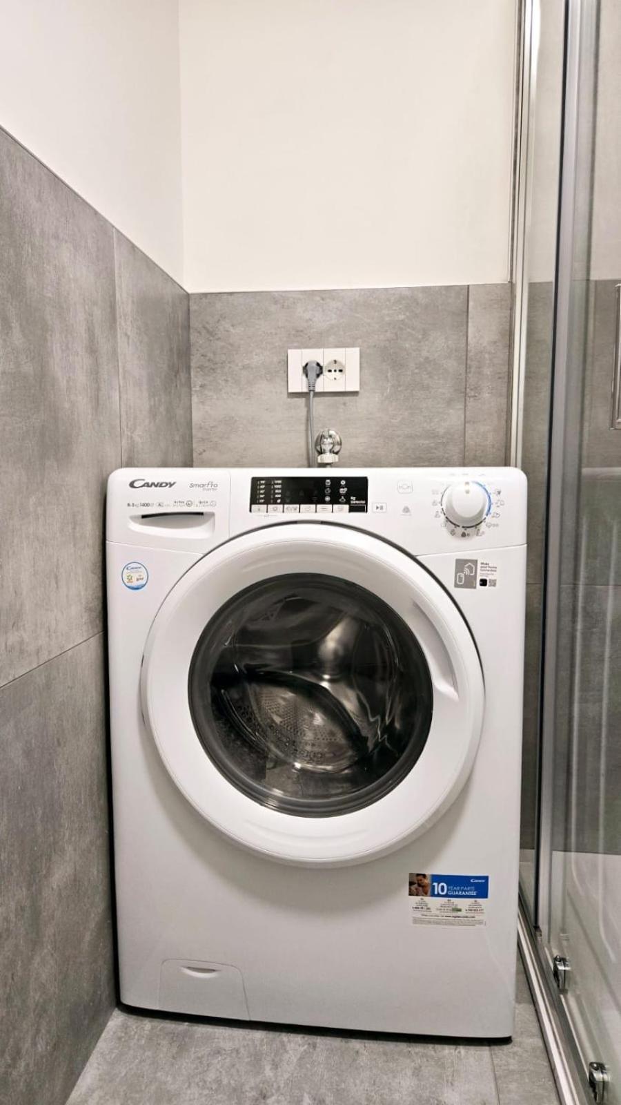 Appartamento Bilocale Con Patio Privato Torino Esterno foto