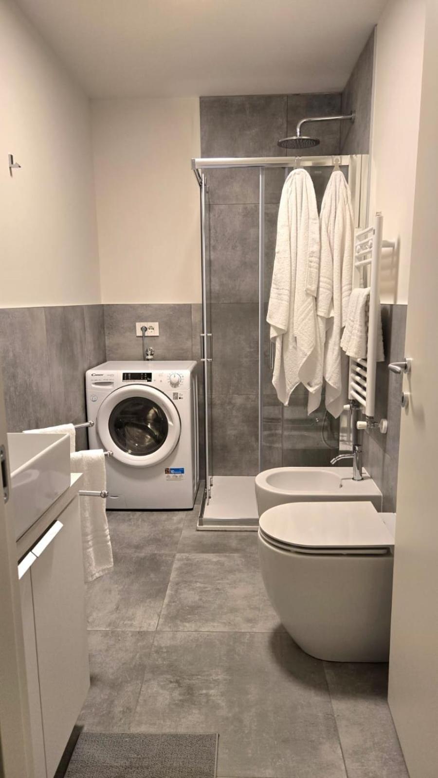 Appartamento Bilocale Con Patio Privato Torino Esterno foto